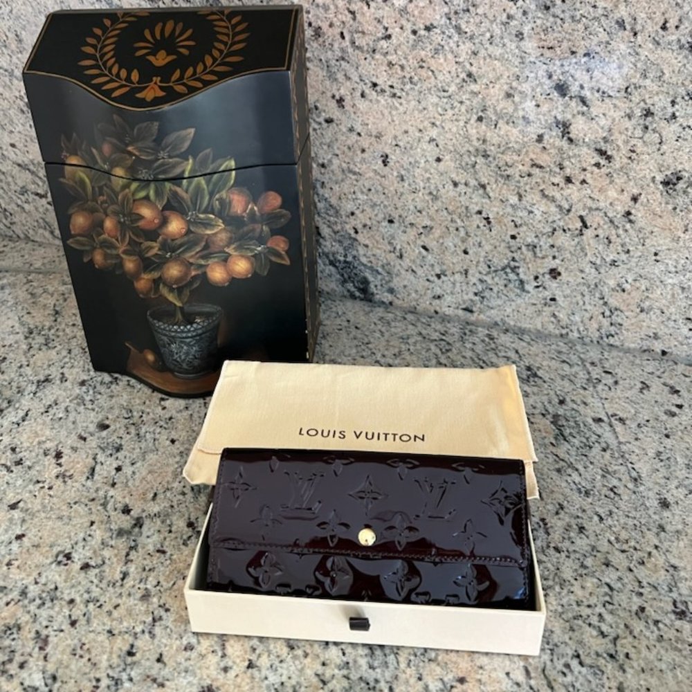 ***SOLD***Authentic Louis Vuitton Wallet